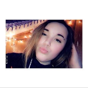 Meet your Posher, Kayla